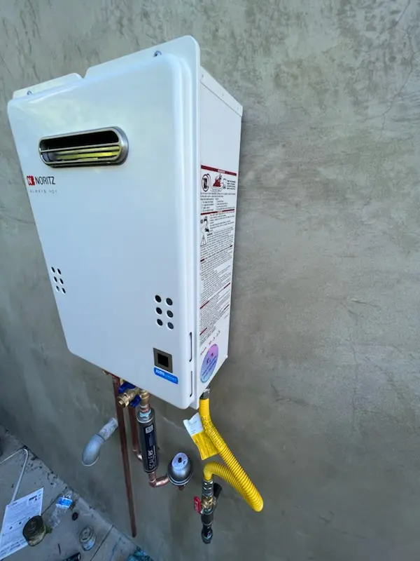 Tankless water heater installation for Winter Springs homes